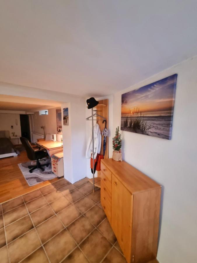 Souterrainwohnung Zentrale Lage In Detmold Eksteriør bilde